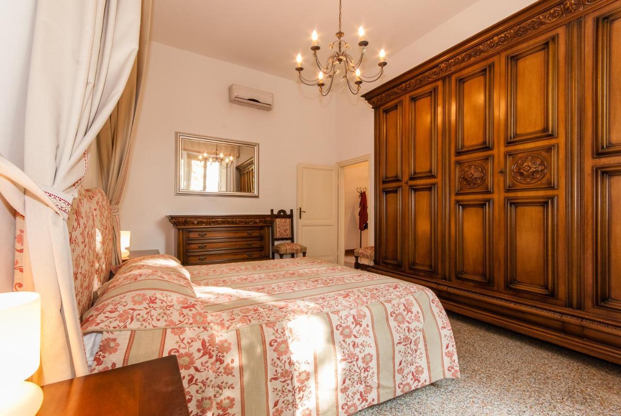 Oltrarno Apartments فلورنس المظهر الخارجي الصورة